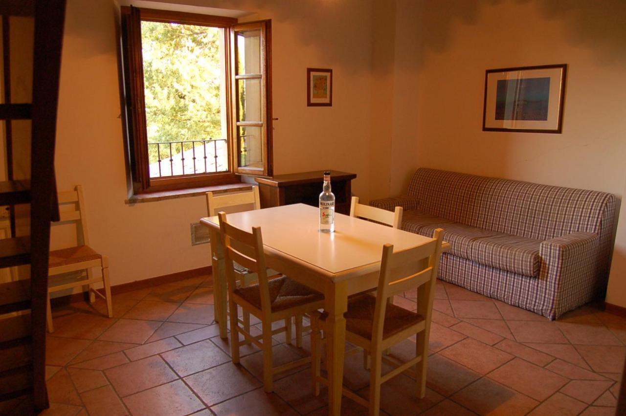 Pergine Valdarno Agriturismo Il Palazzo מראה חיצוני תמונה
